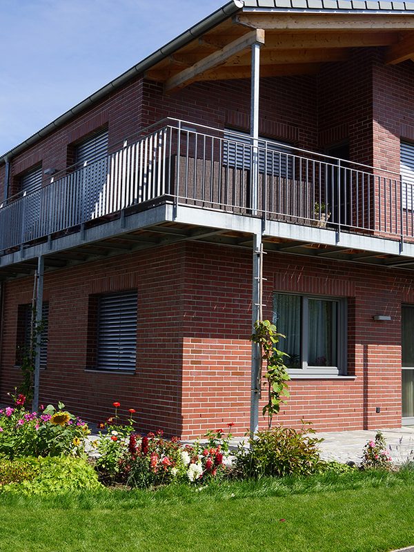 Form und Gestaltung vom anbaubalkon hat einen prägenden Einfluss auf den Gesamteindruck eines Gebäudes.